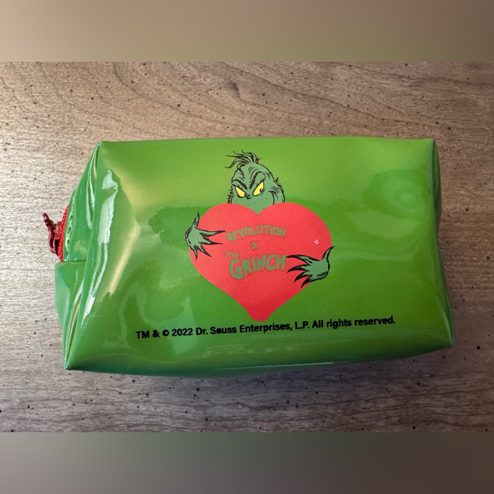 Revolution x Grinch Green Small Cosmetic Bag - Picture 2 of 3